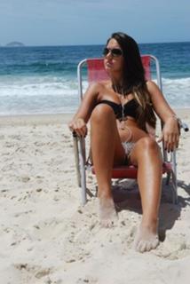 Laryssa Oliveira feet photo 5