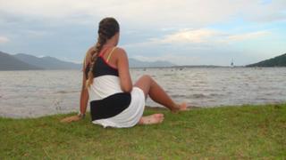 Laryssa Oliveira feet photo 16