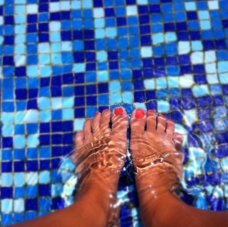 Laryssa Oliveira feet photo 18