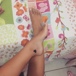 Laryssa Oliveira feet photo 12