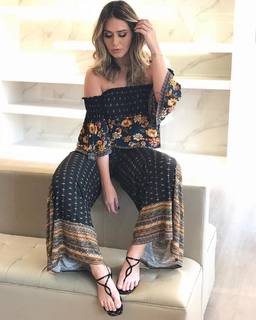 Laryssa Oliveira feet photo 15