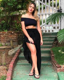Laryssa Oliveira feet photo 2