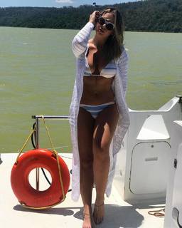Laryssa Oliveira feet photo 14