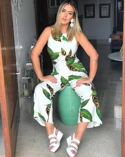 Laryssa Oliveira feet photo 18