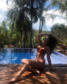 Laryssa Oliveira feet photo 10