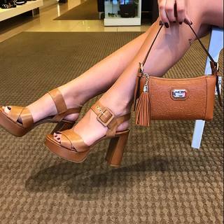 Laryssa Oliveira feet photo 20