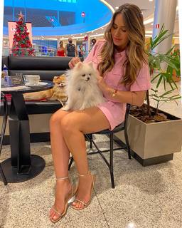 Laryssa Oliveira feet photo 3