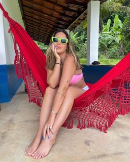 Laryssa Oliveira feet photo 3
