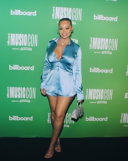 Latto feet photo thumbnail