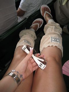 Latto feet photo thumbnail