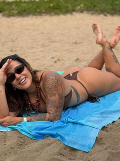 Lauana Prado feet photo 2