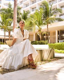 Laura Acuña feet photo 9