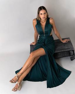 Laura Acuña feet photo 9