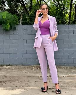 Laura Acuña feet photo 7