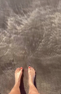 Laura Aikman feet photo 16