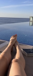 Laura Aikman feet photo 13