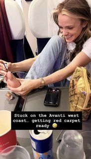 Laura Aikman feet photo 4