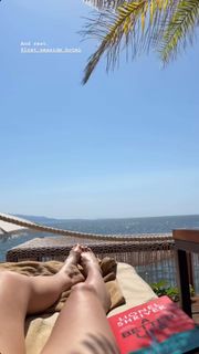 Laura Aikman feet photo 2