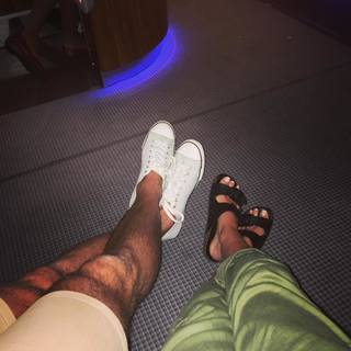 Laura Anderson feet photo 7