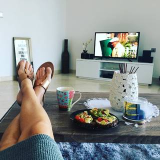 Laura Anderson feet photo 1