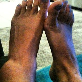 Laura Ashley Samuels feet photo 8