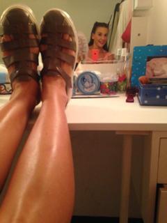Laura Azcurra feet photo 13