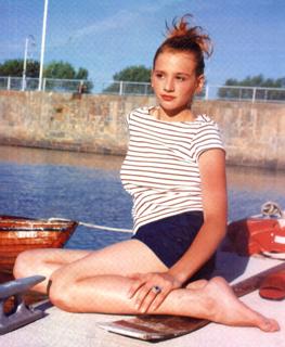 Laura Azcurra feet photo 4