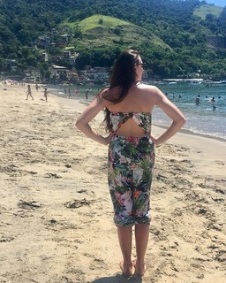 Laura Azcurra feet photo 1