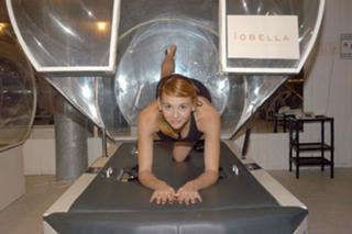 Laura Azcurra feet photo 6