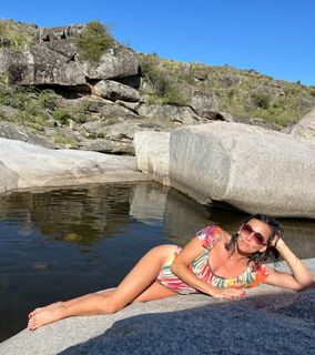 Laura Azcurra feet photo 1