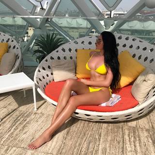 Laura Badura feet photo 20