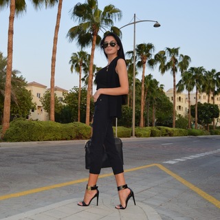 Laura Badura feet photo 4