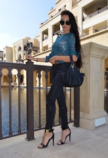 Laura Badura feet photo 3