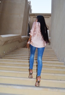Laura Badura feet photo 6