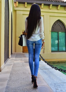 Laura Badura feet photo 15