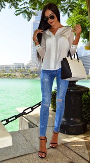 Laura Badura feet photo 9