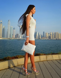Laura Badura feet photo 12