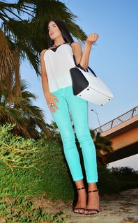 Laura Badura feet photo 5