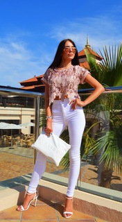 Laura Badura feet photo 15