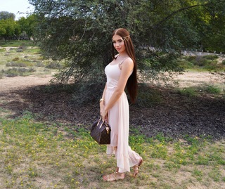 Laura Badura feet photo 4