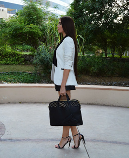 Laura Badura feet photo 17