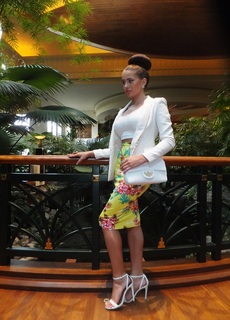 Laura Badura feet photo 14