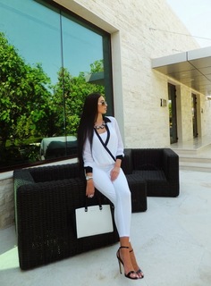 Laura Badura feet photo 2