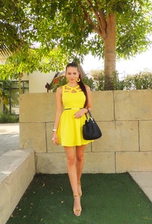 Laura Badura feet photo 9