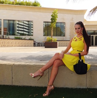 Laura Badura feet photo 7