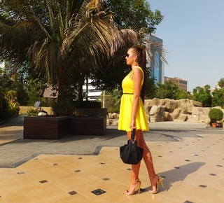 Laura Badura feet photo 4