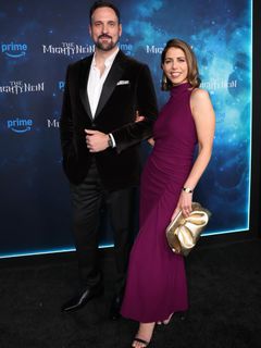 Laura Bailey feet photo thumbnail