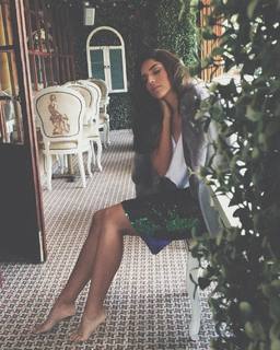 Laura Barjum feet photo 7