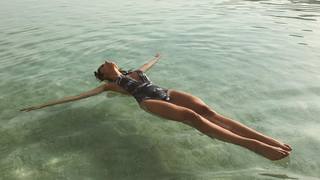 Laura Barjum feet photo 14