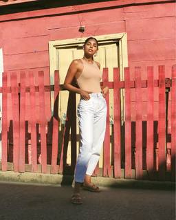 Laura Barjum feet photo 20